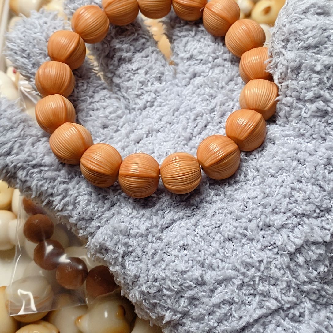 *****吊坠猴头核桃全品鲨鱼呗猴头手串