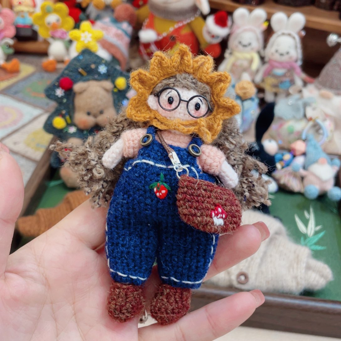 晶***椒毛绒羊毛线女孩挂件