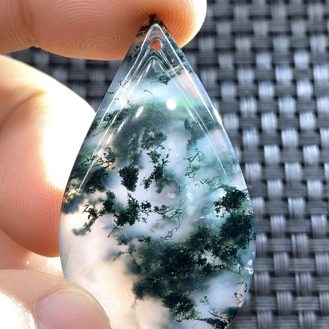 玛瑙/玉髓颈饰未镶嵌李*彦