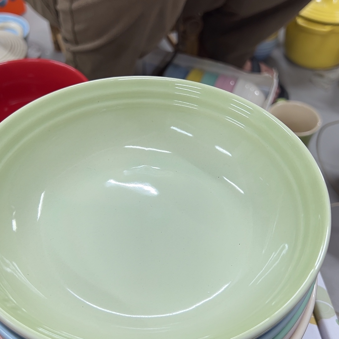 陶瓷芥末绿燕麦碗