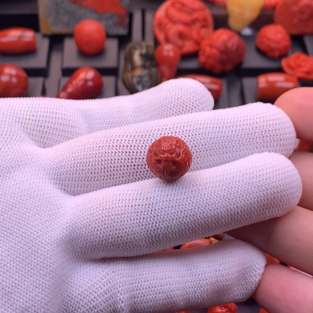 南红玛瑙未镶嵌川料原矿满色满肉精工雕刻龙珠顶珠13.3mm
