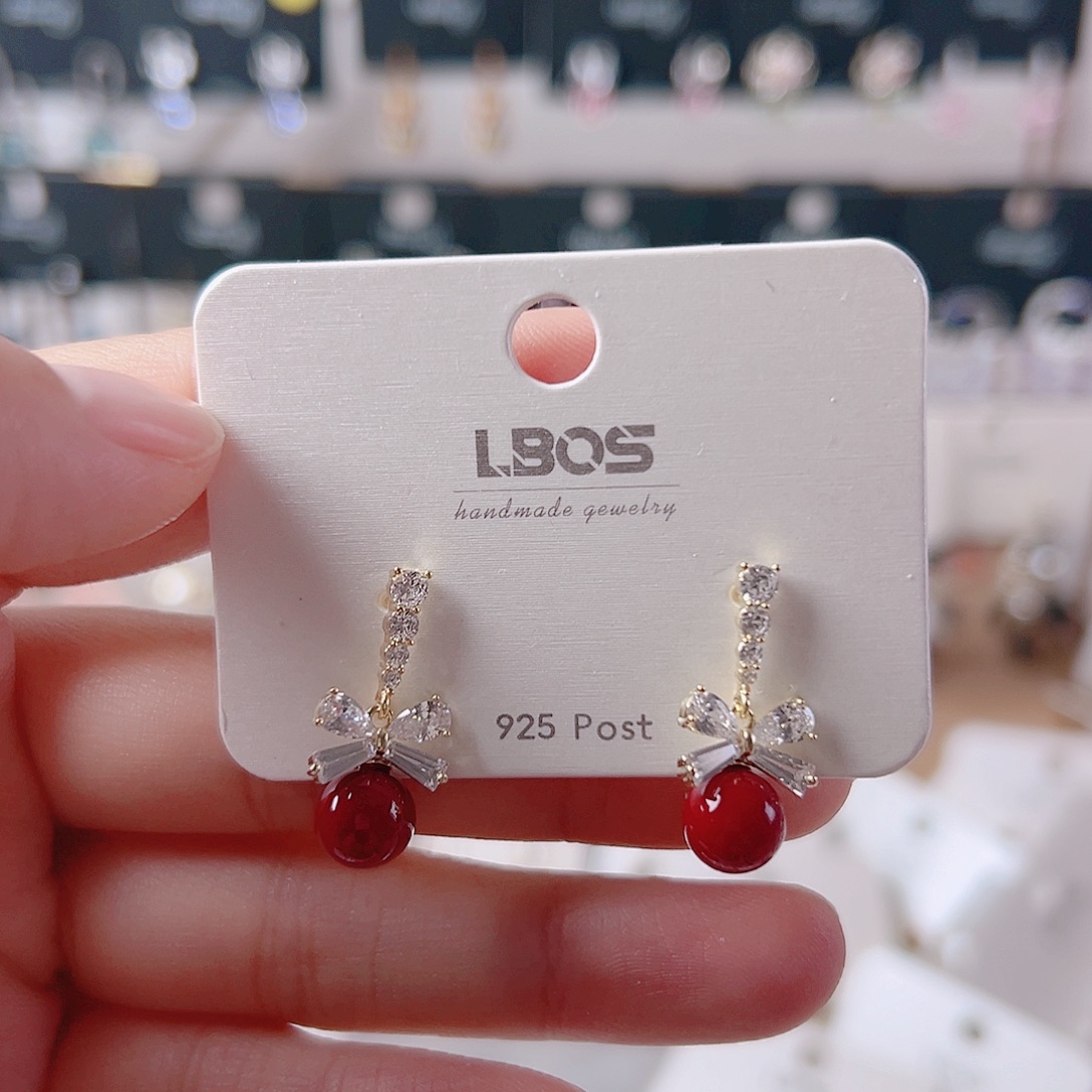 锆石纯铜合金耳环的