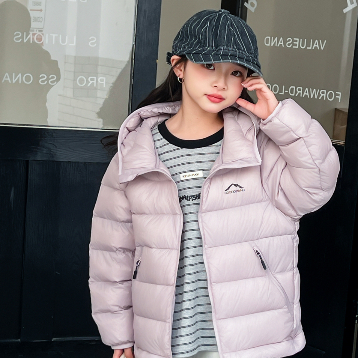 2025新款冬装男女童90白鸭绒连帽外套中大童糖果色羽绒服保暖时尚