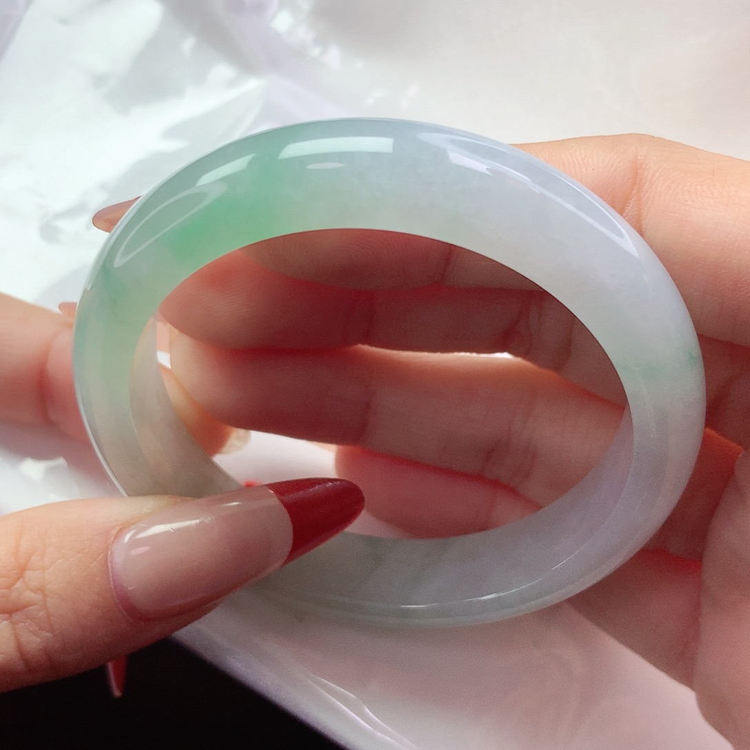 【闪购商品】翡翠手镯未镶嵌a 10675