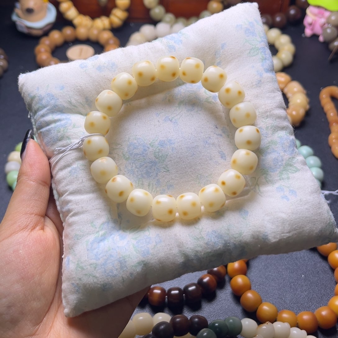 菩提根/象牙果手串微瑕斑点狗卡13干磨