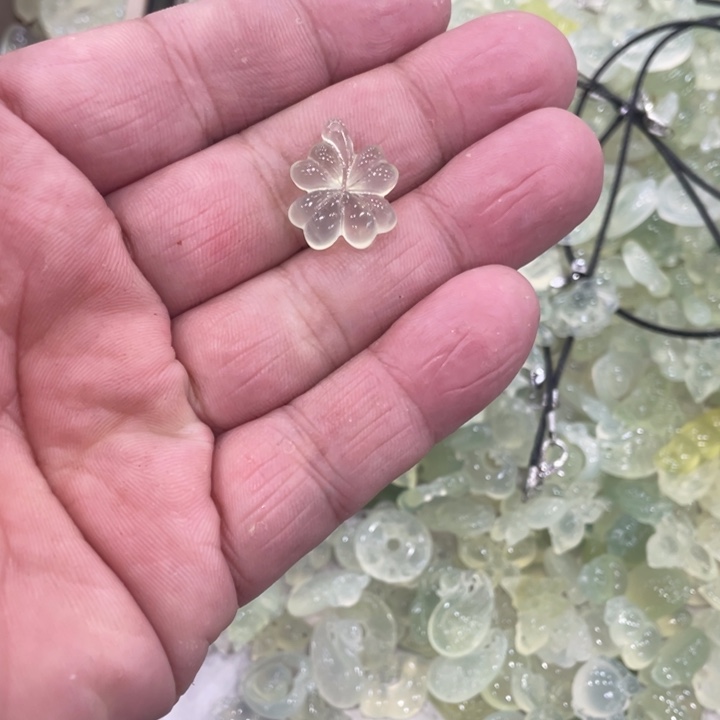 蛇纹石玉合金颈饰