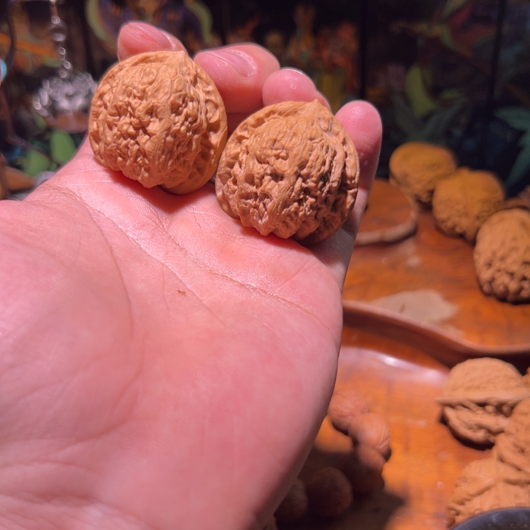 文玩核桃吊坠36全品蚂蚁沟一对