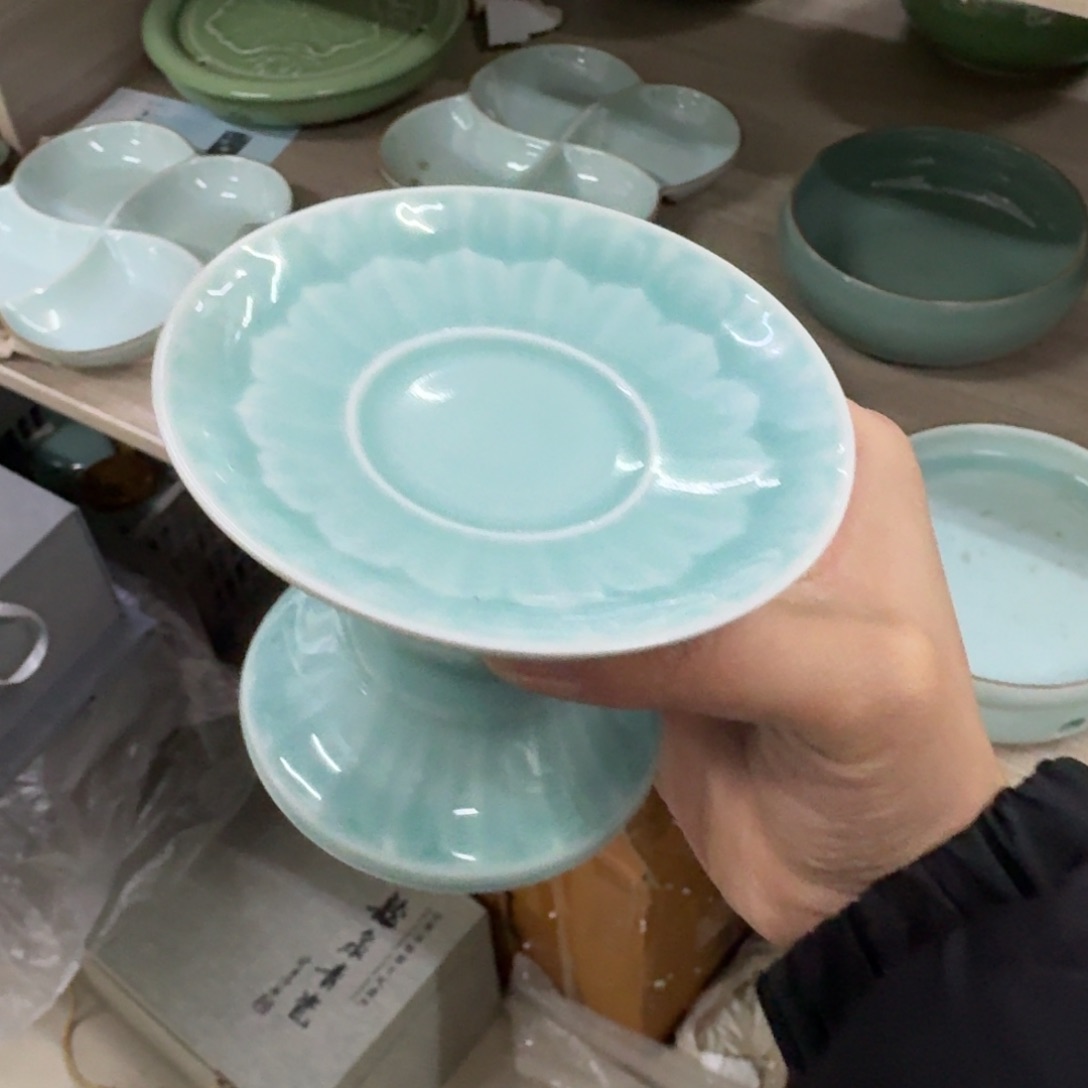 龙泉青瓷茶具微瑕9183