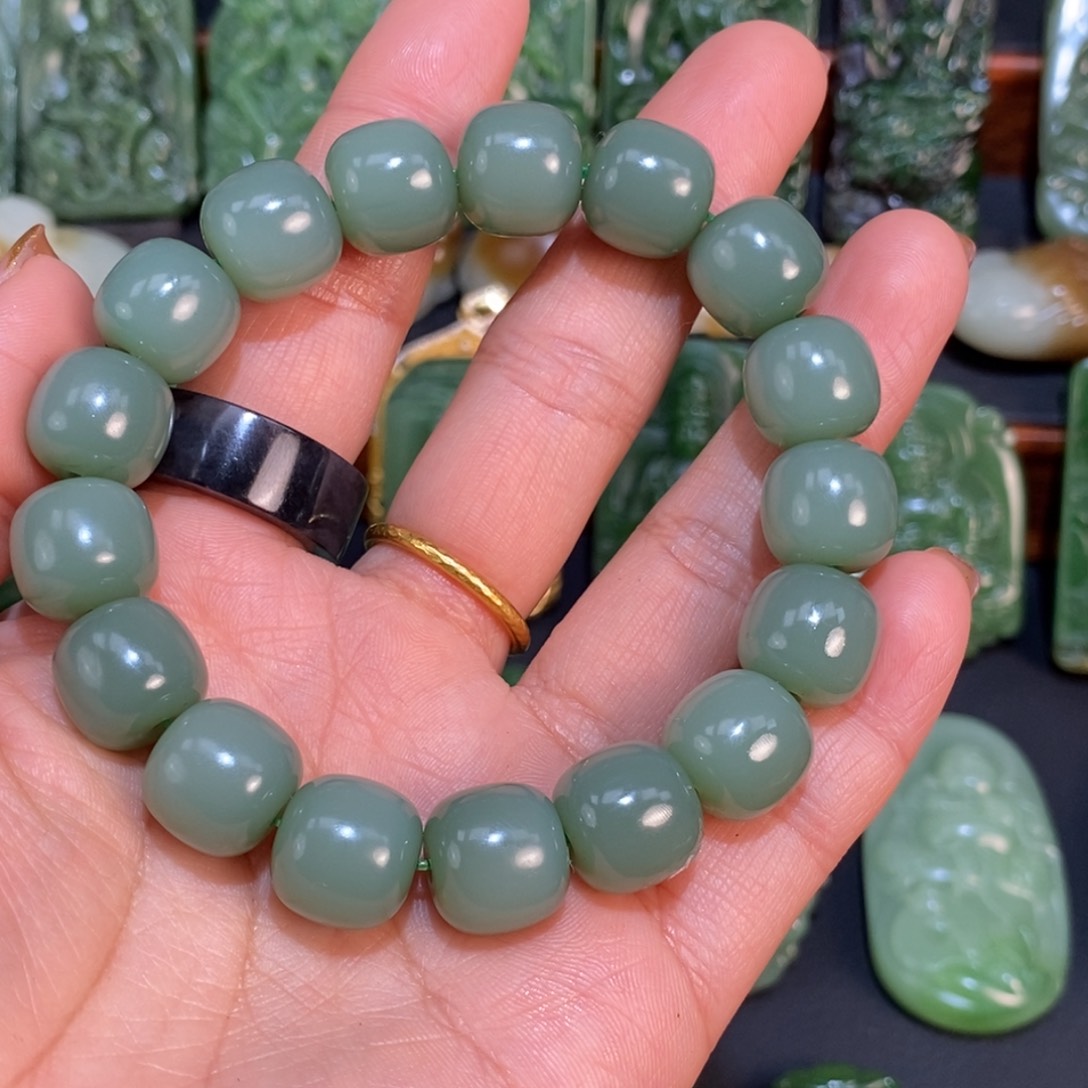 和田玉颈饰未镶嵌圆*利