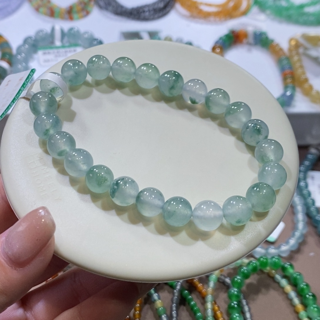 翡翠手链未镶嵌高冰飘绿