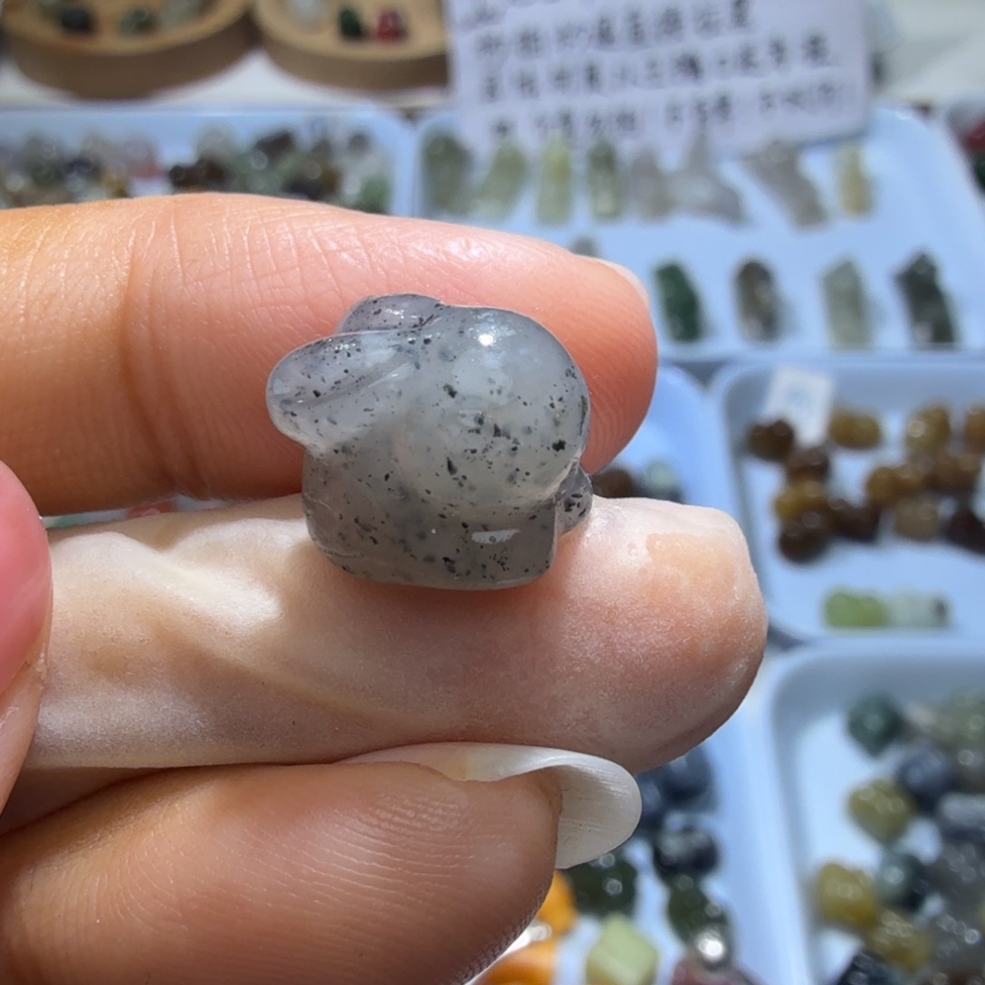 和田玉未镶嵌珠宝奇石