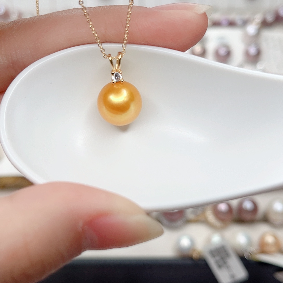 淡水珍珠吊坠(赠链)银S925镶嵌