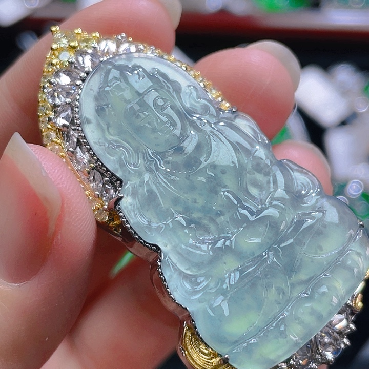 翡翠颈饰未镶嵌2，