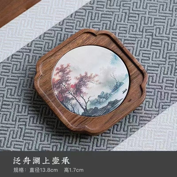 泛舟湖上壶承E 440