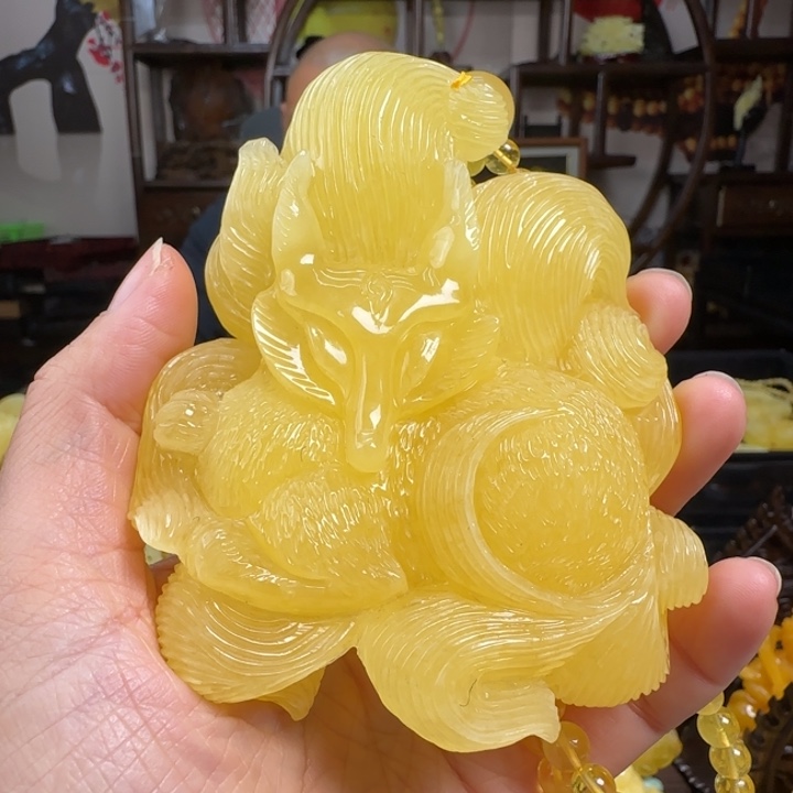 蜜蜡珠宝奇石未镶嵌