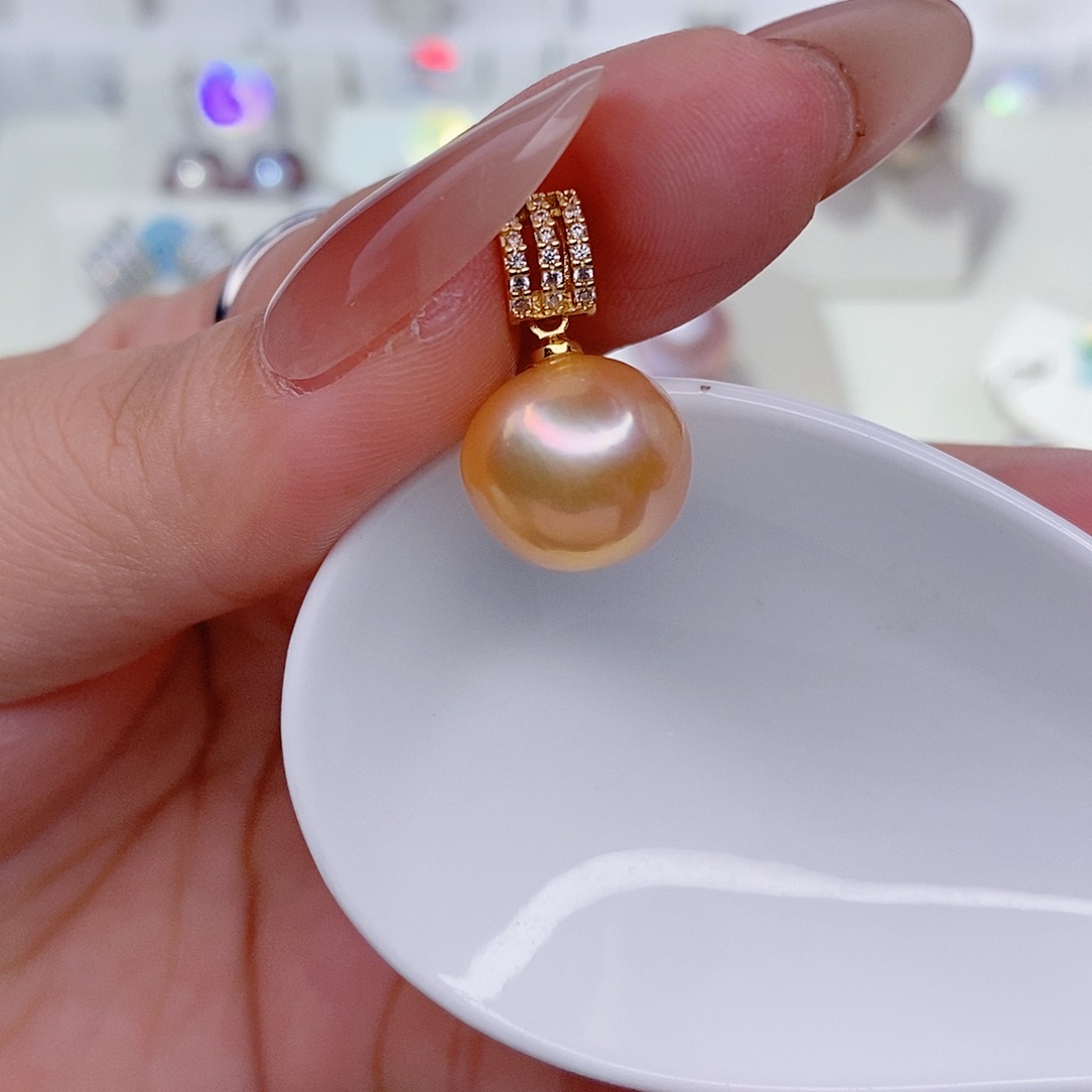 淡水珍珠吊坠(赠链)未镶嵌