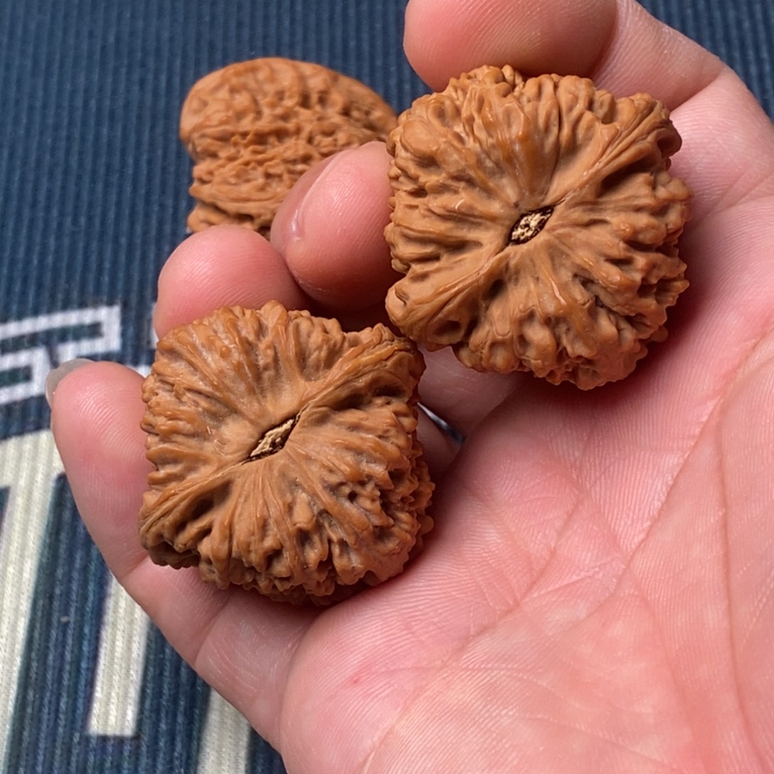 又***.吊坠文玩核桃涿鹿南将