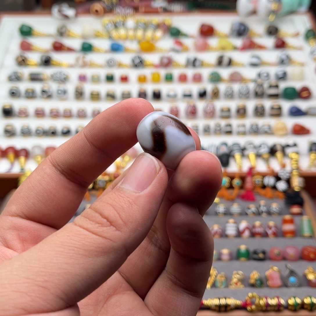 M****玛瑙/玉髓未镶嵌单珠