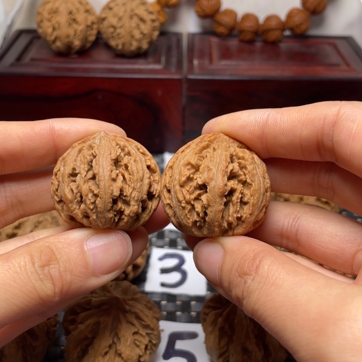 博***创吊坠文玩核桃秦岭核桃