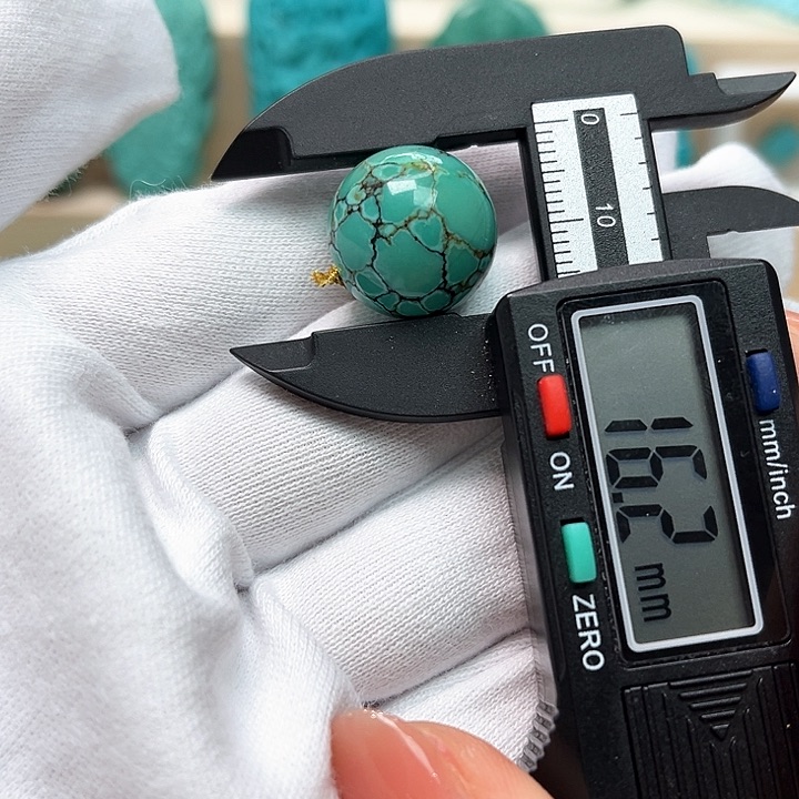 绿松石珠宝未镶嵌