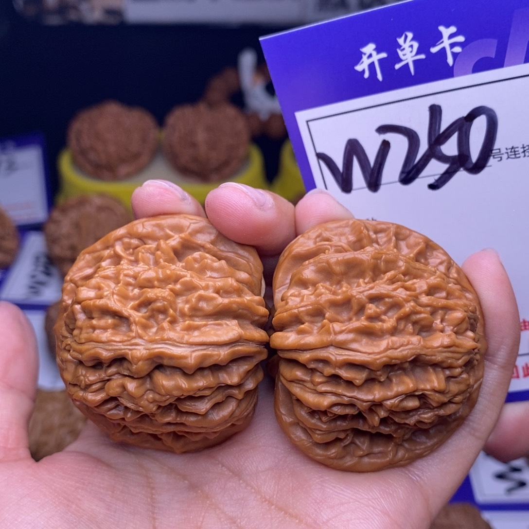 螺***吊坠文玩核桃W250链接 四座楼44尺