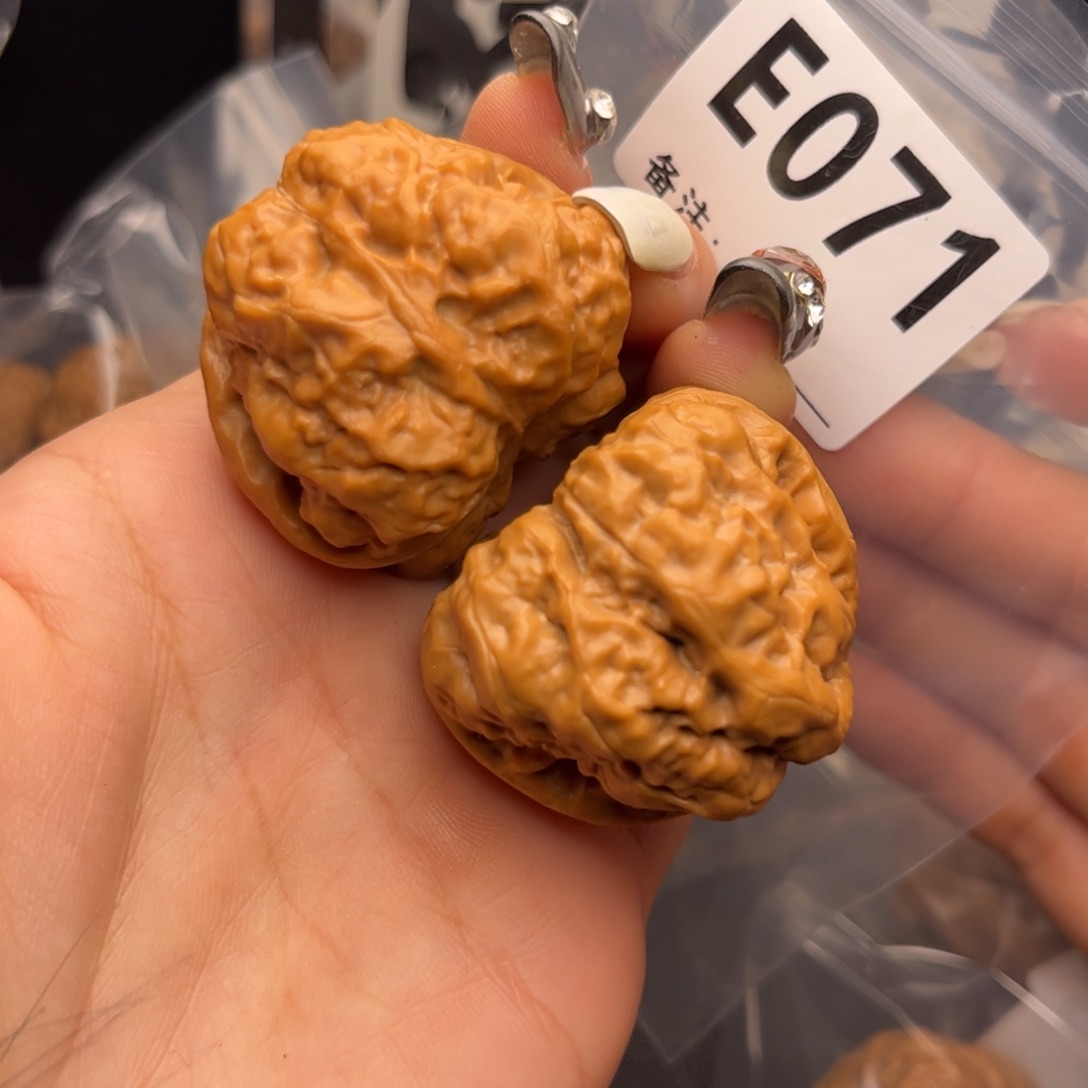 文玩核桃把件蛤蟆40