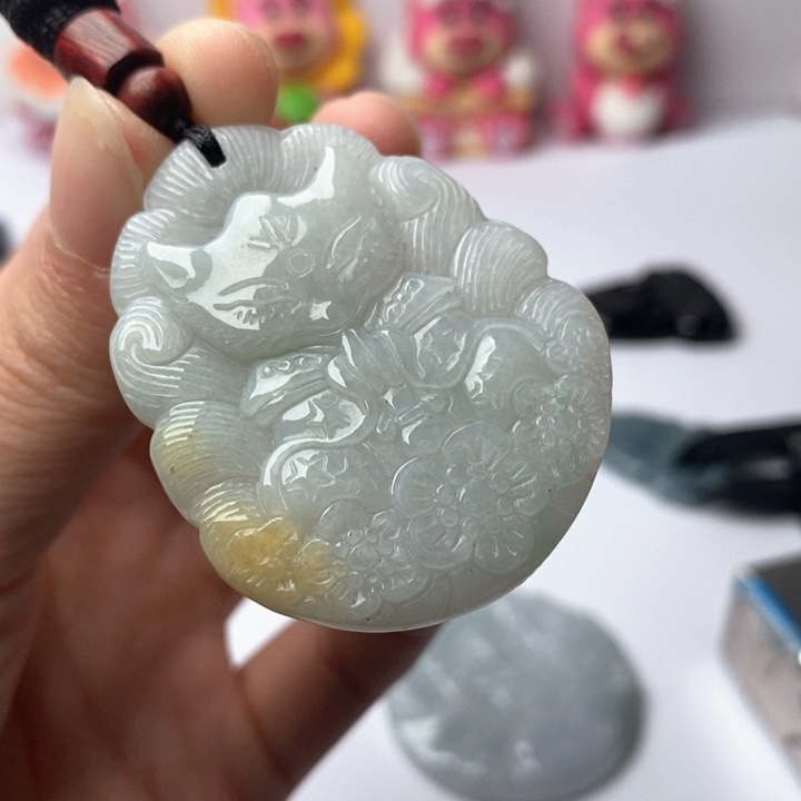 翡翠未镶嵌颈饰翡翠