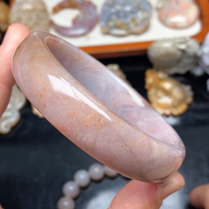 硅化珊瑚（珊瑚玉）颈饰未镶嵌60