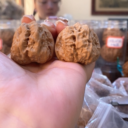 文玩核桃吊坠边36肚40蛤蟆头有黄