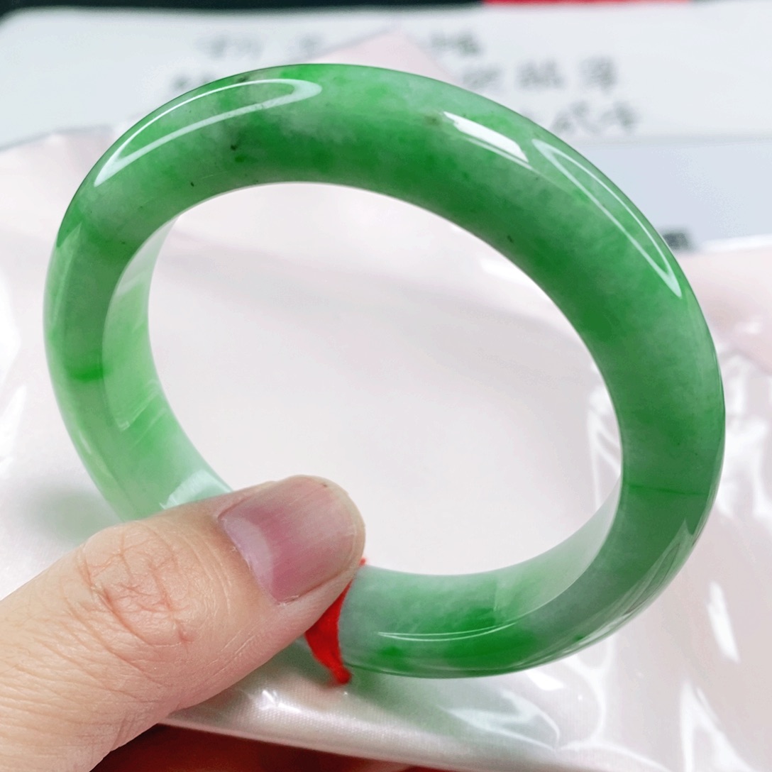 未镶嵌手镯翡翠56圈口