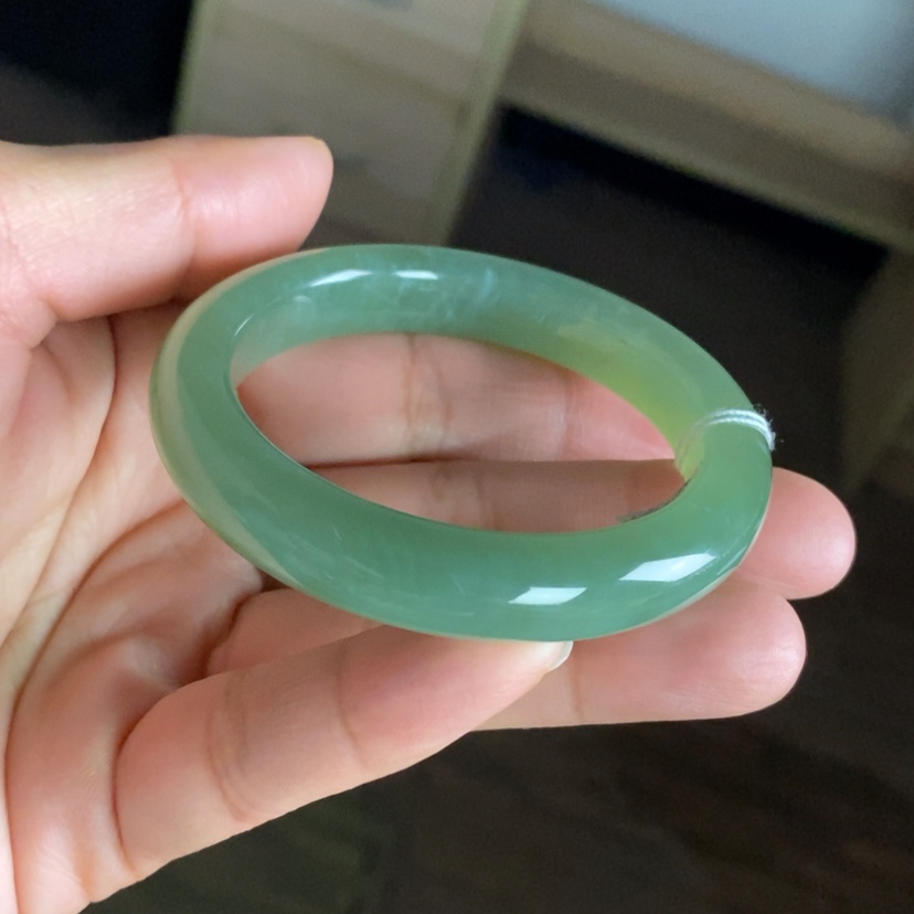 【闪购商品】未镶嵌手镯和田玉（碧玉）