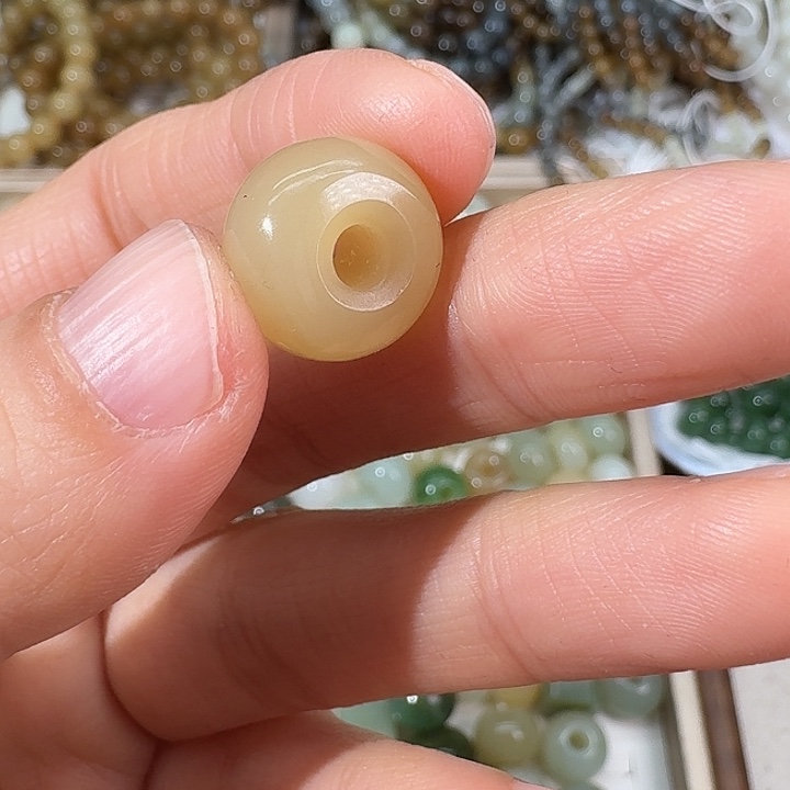 没***崽和田玉未镶嵌颈饰