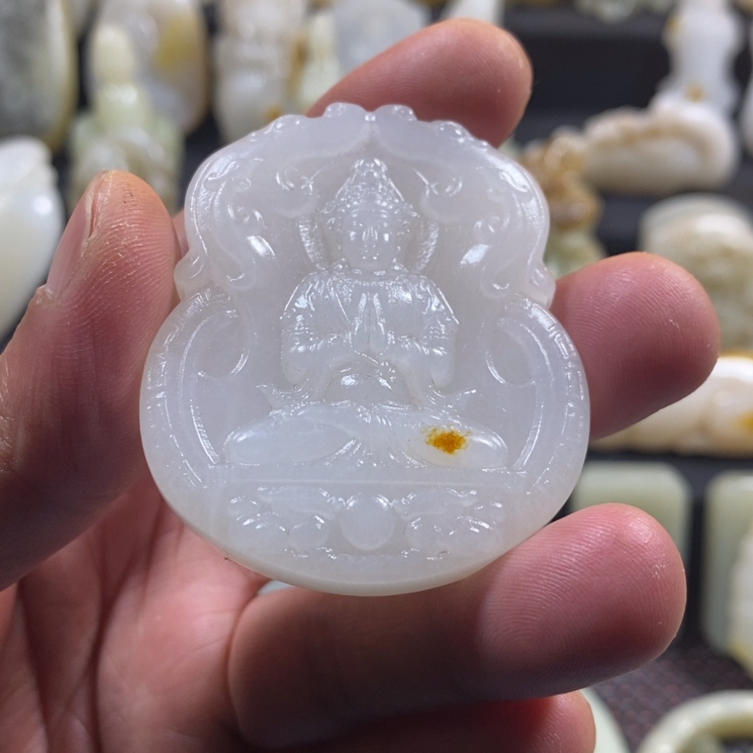 和田玉颈饰未镶嵌