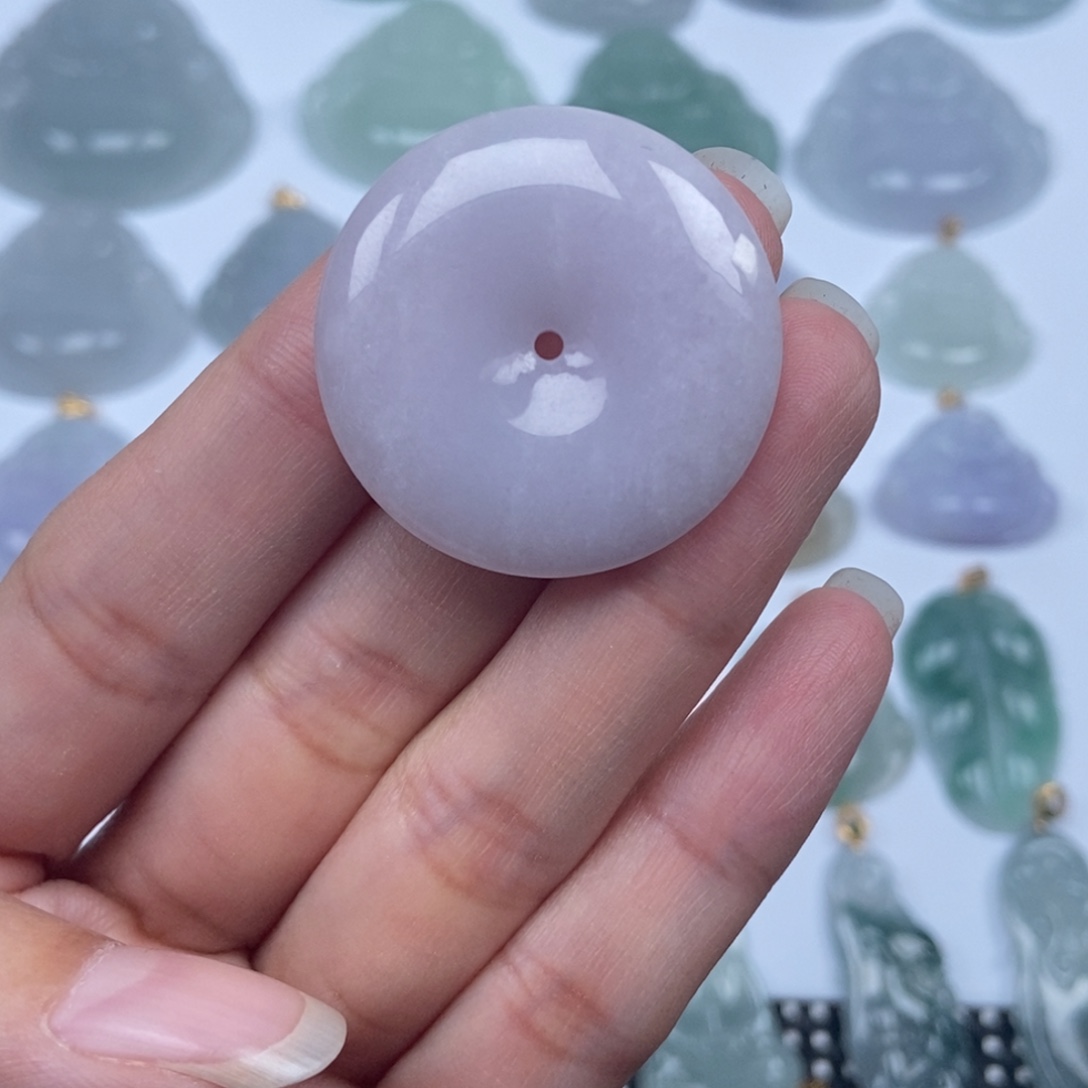 翡翠未镶嵌颈饰平安扣