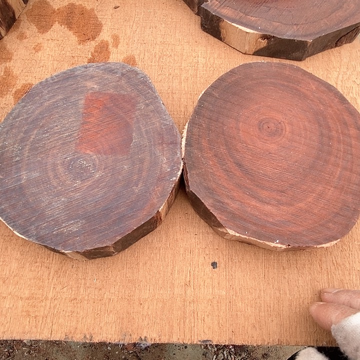 染料紫檀（血檀）834两个