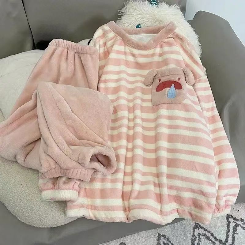 网红主播性感睡衣1