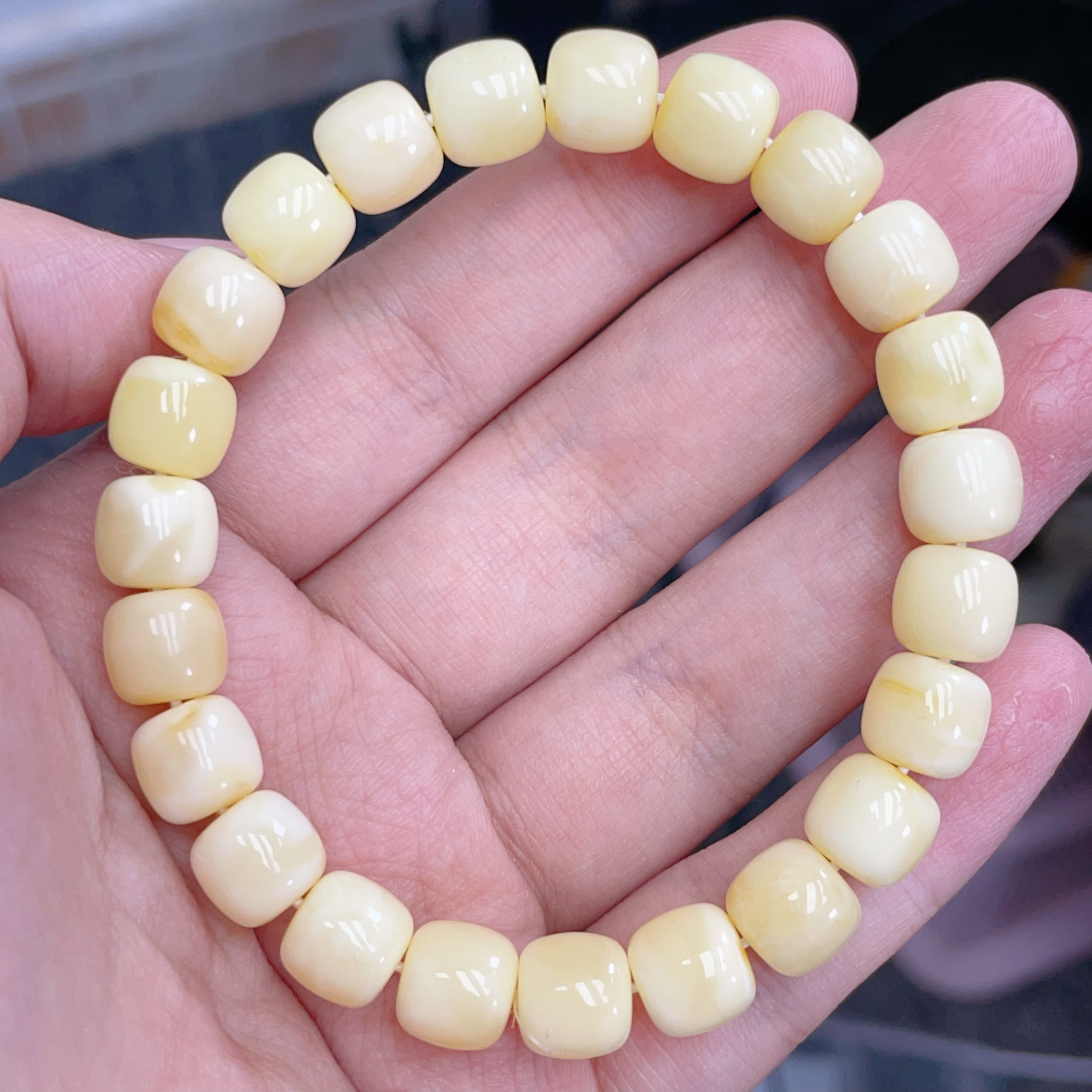 白蜡白蜜9mm蜜蜡老型手串（1502号）