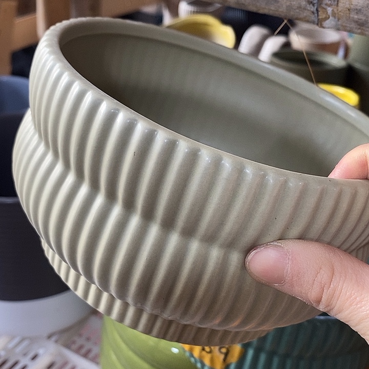 陶摆件陶盆有孔 瑕疵针孔漏釉介意勿拍外口 17外高9