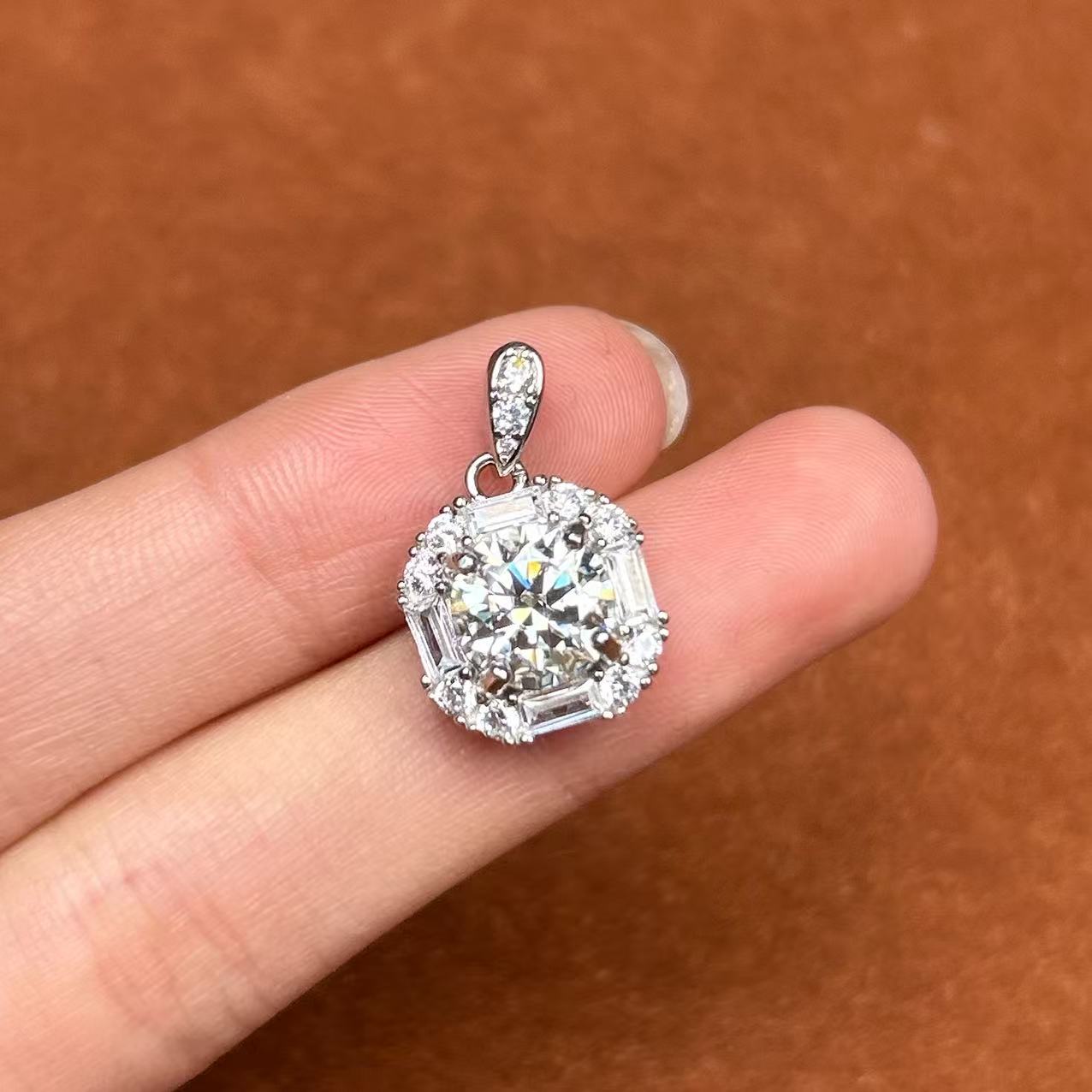 阿鲁沙-矿区高订气质925镀金女神吊坠552