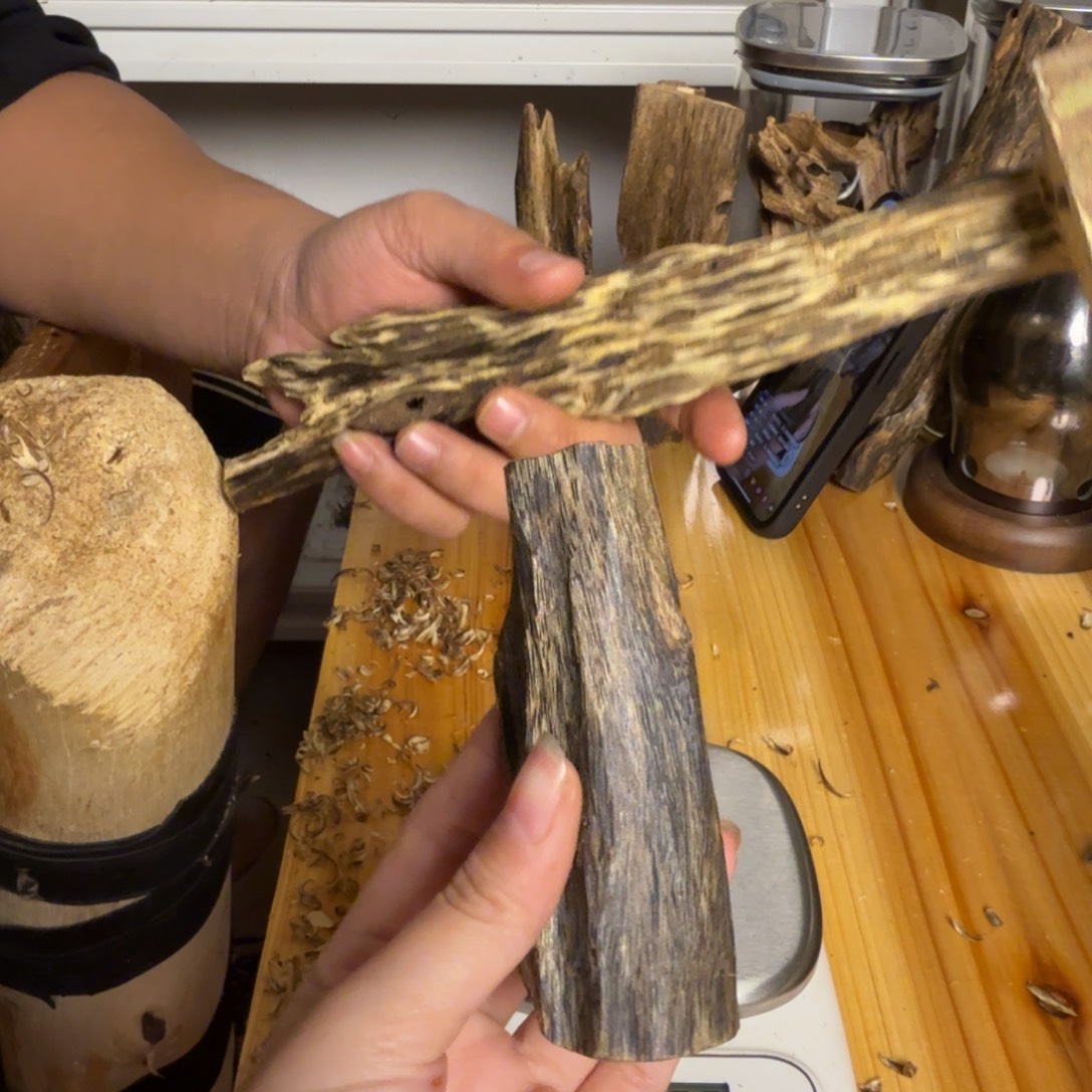 沉香篮宝石虫漏香37克