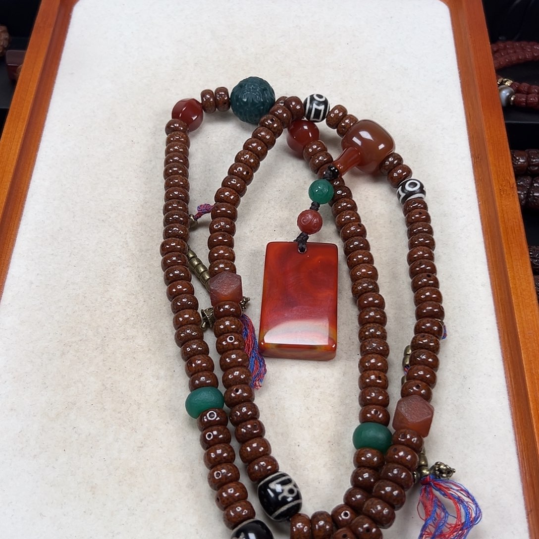 岁***虞星月菩提吊坠星月菩提子