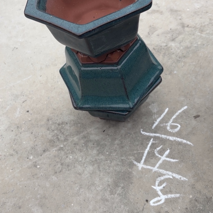 花盆紫砂紫砂的颜色