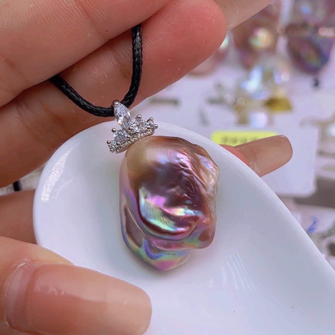 淡水珍珠吊坠(赠链)未镶嵌