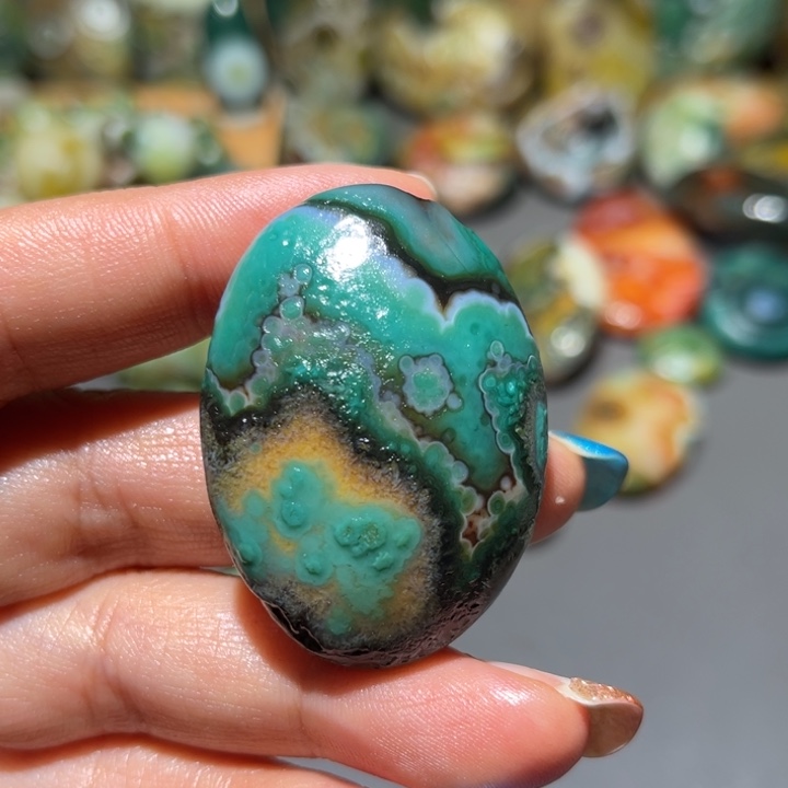 未镶嵌玛瑙/玉髓珠宝奇石