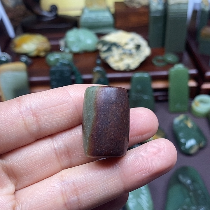 岫岩河磨玉（透闪石质玉）未镶嵌挂件首****宿