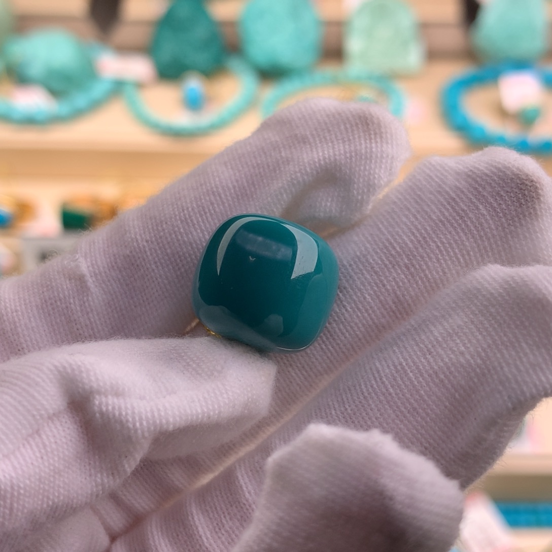 绿松石珠宝奇石未镶嵌15.3*13.8mm