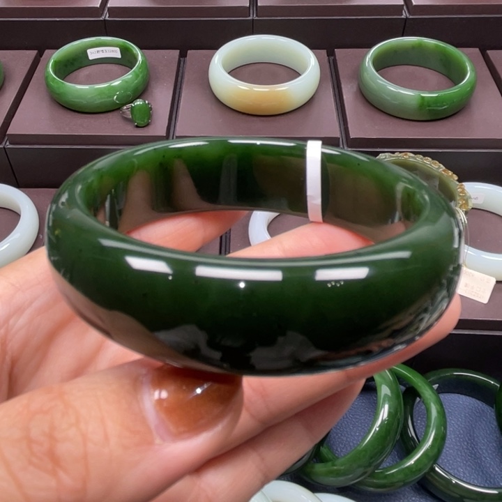 和田玉未镶嵌手镯6162