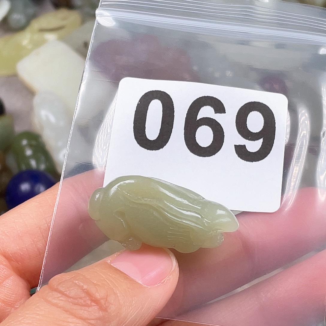 和田玉（糖玉）颈饰未镶嵌