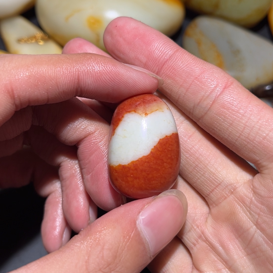 和田玉未镶嵌珠宝奇石