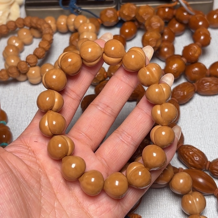 手串/手链橄榄核屁桃微瑕